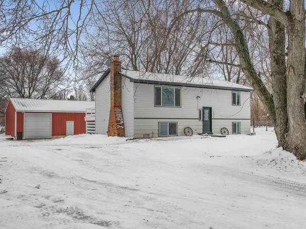 2974 256th Ave NW, Isanti, MN 55040