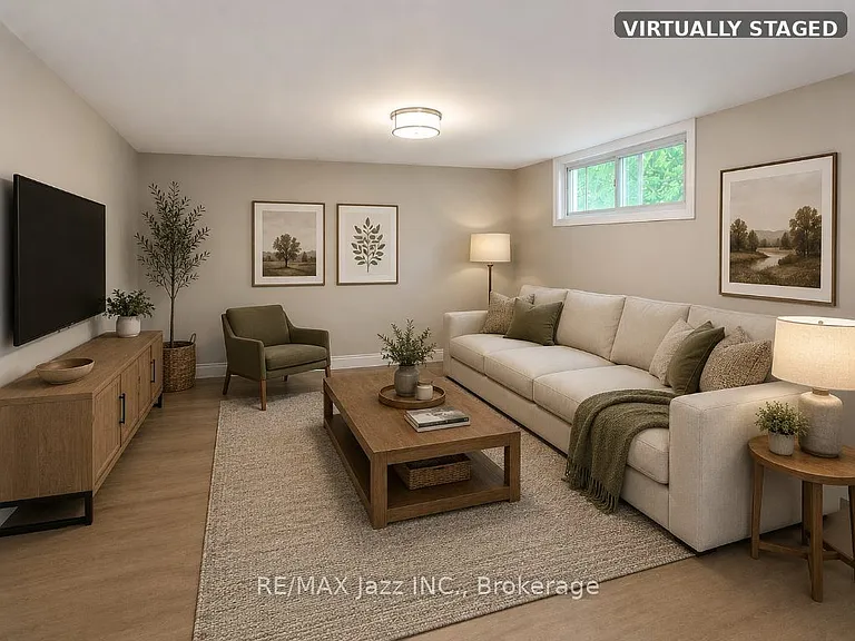 624 Stewart St #B — Photo 1