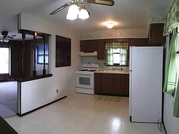 4th image of 3301 Jacqueline Dr