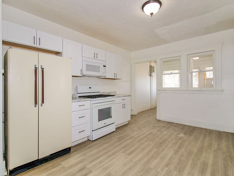 1st image of 3222-3224 S Adams Ave #Ed8ab17e0