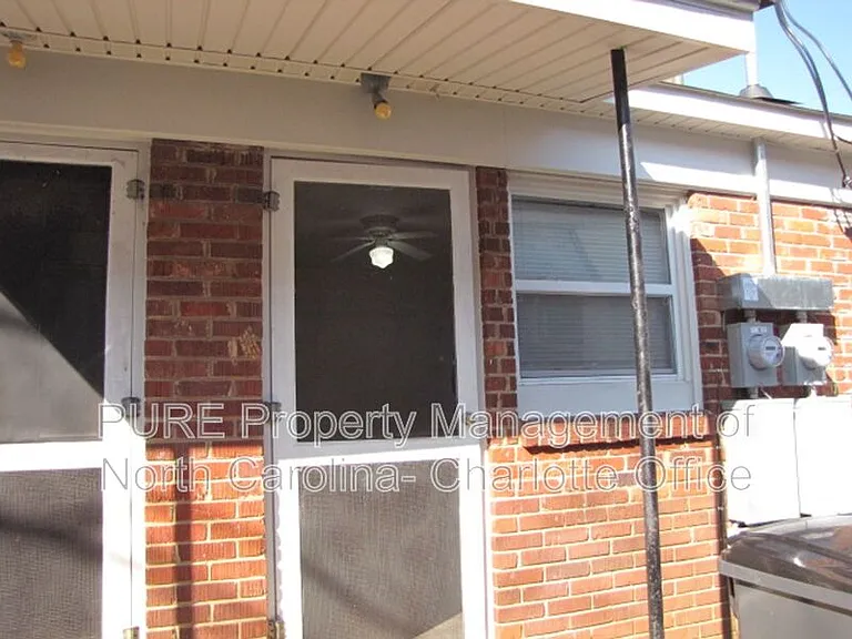 1933 Saint Luke St #1 — Photo 10