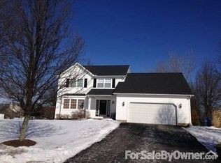 11 Montgomery Dr, Canfield, OH 44406