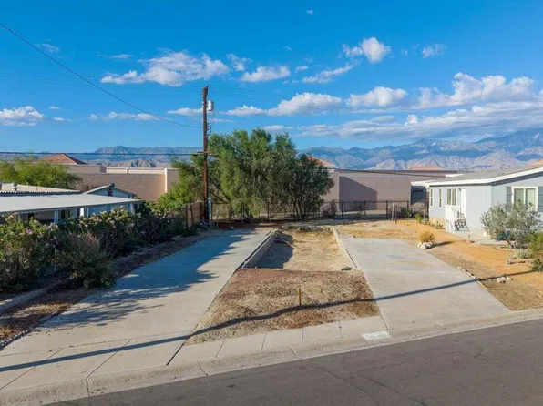 33521 Westchester Dr, Thousand Palms, CA 92276