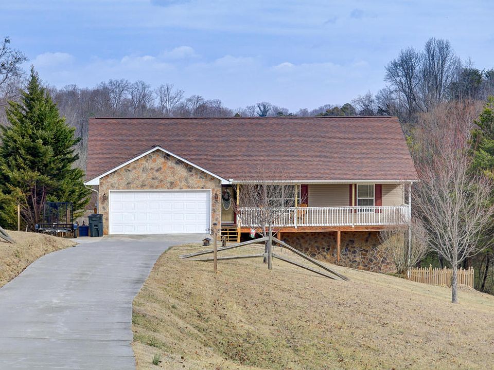 1st image of 3008 Willow Pond Dr
