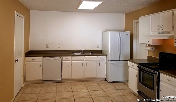 5th image of 2303 Muddy Peak Dr