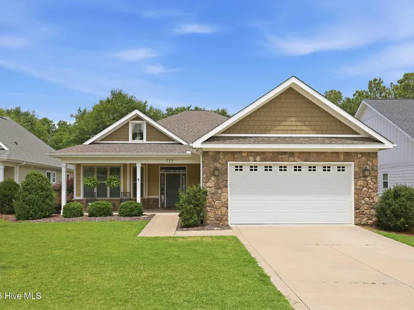 135 Heath Court, West End, NC 27376