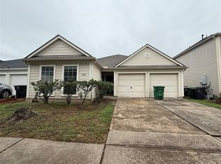 12818 Magenta Oaks Dr, Houston, TX 77072