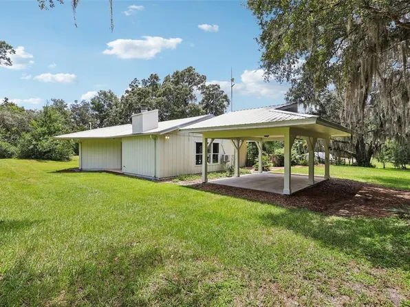 3885 Winston Rd, Deland, FL 32720