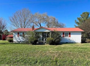 709 Calvert Rd, Adolphus, KY 42120