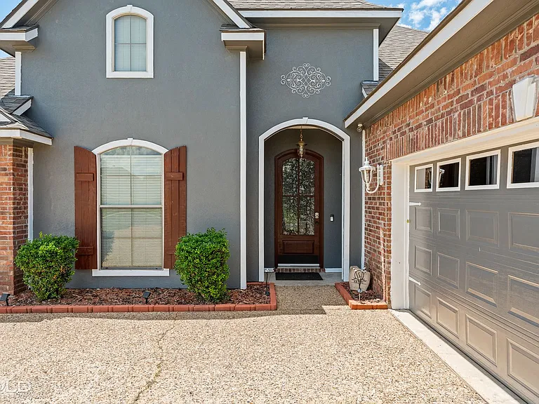 410 Half Moon Ln — Photo 6