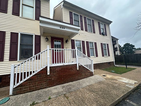 2nd image of 320 Washington St APT C