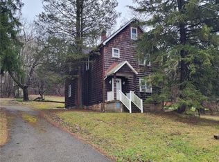 1202 Millwood Rd, Derry, PA 15627