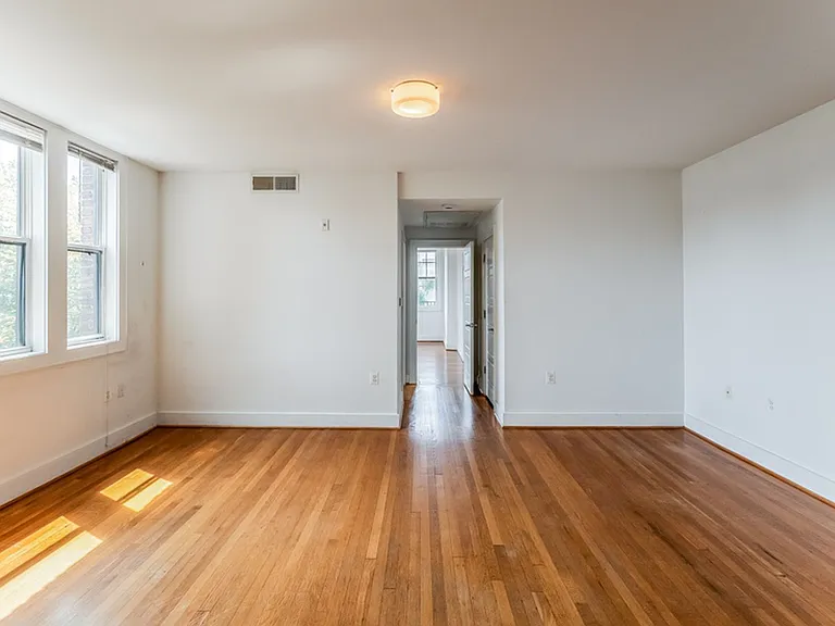 Carraway - 1575 Spring Pl NW — Photo 13