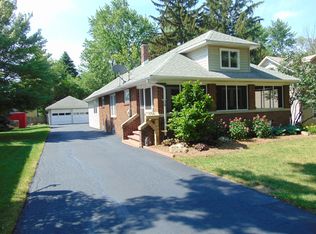 114 W 3rd Ave, New Lenox, IL 60451