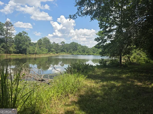 211 Toney Rd, Commerce, GA 30529