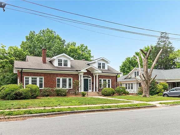 2nd image of 309 Hillcrest Dr