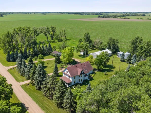 5311 161st Ave SE, Kindred, ND 58051