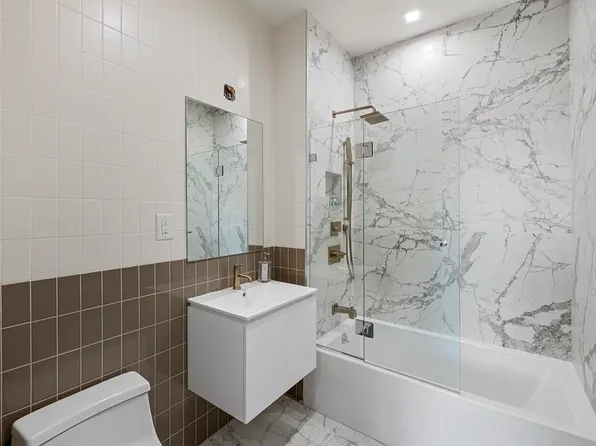 371 Lincoln Road image 11 of 18