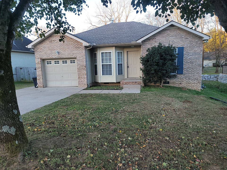 Front elevation 
Frontvyard has two Bradford pear trees for nice shade