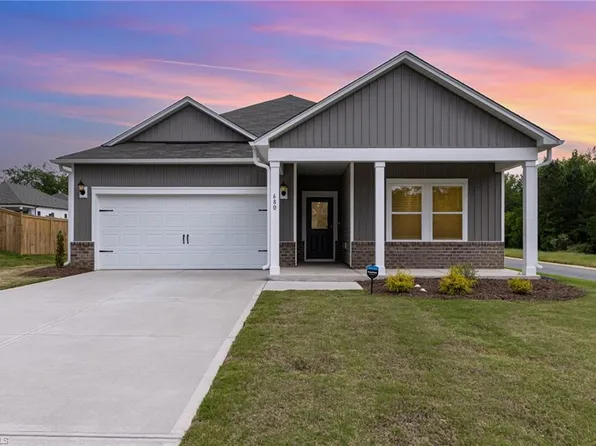 680 Winesap Dr, Graham, NC 27253