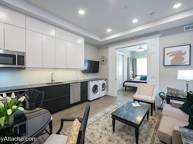 1521 Corcoran St NW #4 — Photo 2