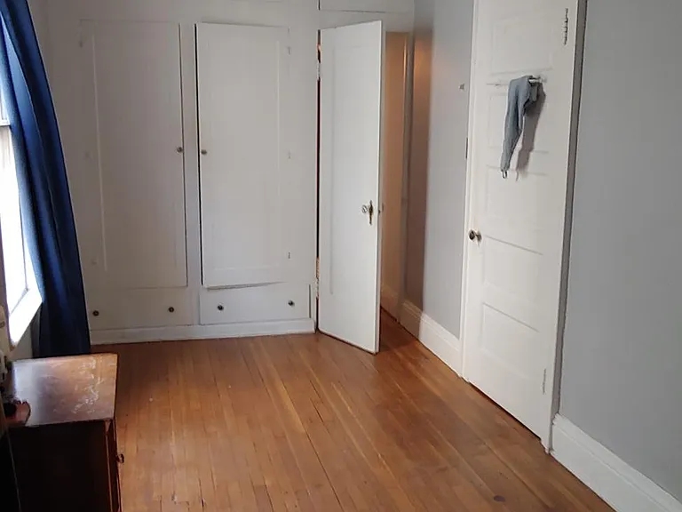 Bedroom #1