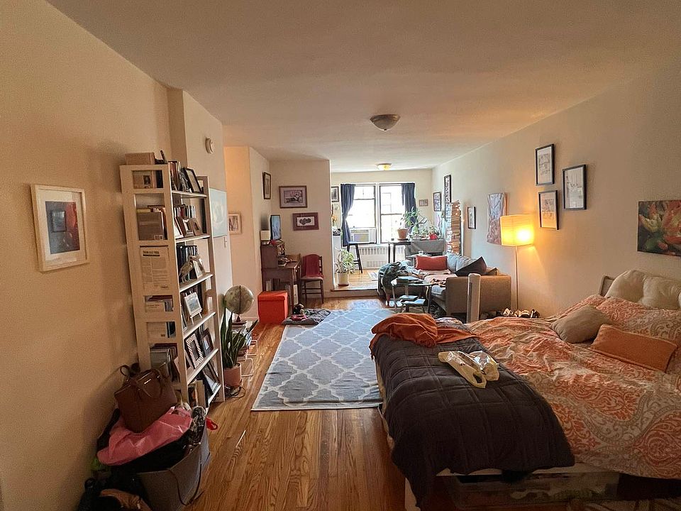 1st image of 125 Christopher St APT 6F