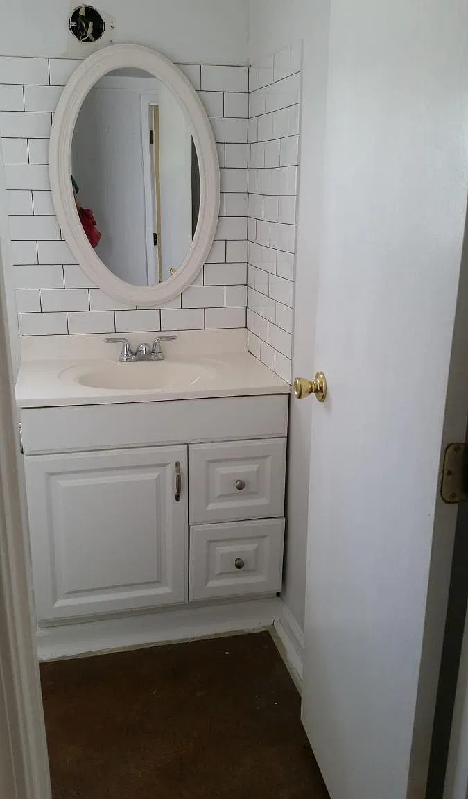 2 bed, 1000 sqft, $1,295 — Photo 2