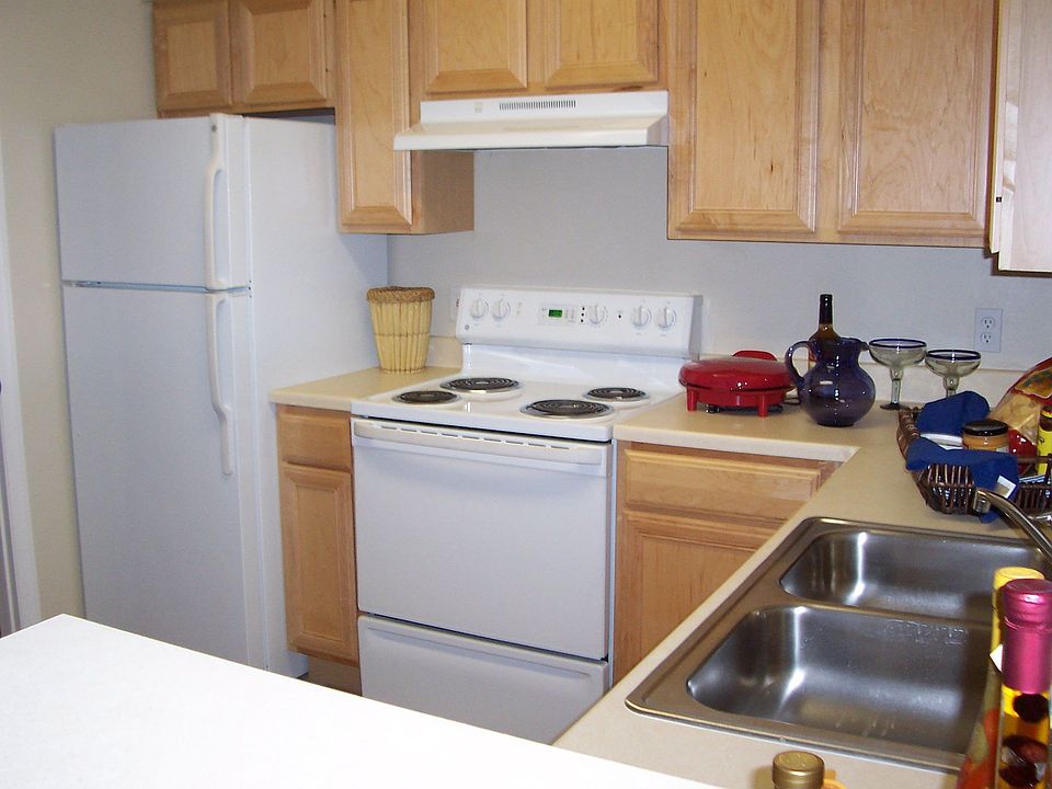1st image of 1020 Villagio Cir #207-9