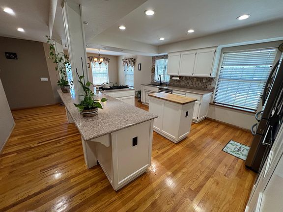 5th image of 2815 Silvercrest St