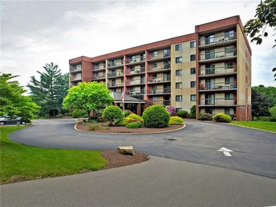 1987 Centurion Dr APT 413, Pittsburgh, PA, 15221