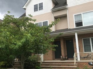 137 Main St #B, Staten Island, NY