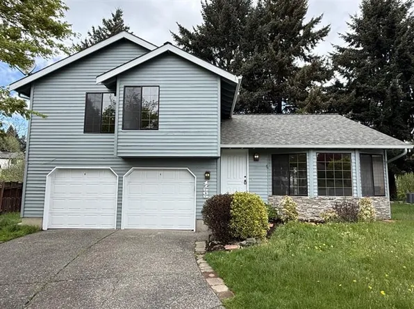 17565 NW Woodmere Ct, Beaverton, OR 97006