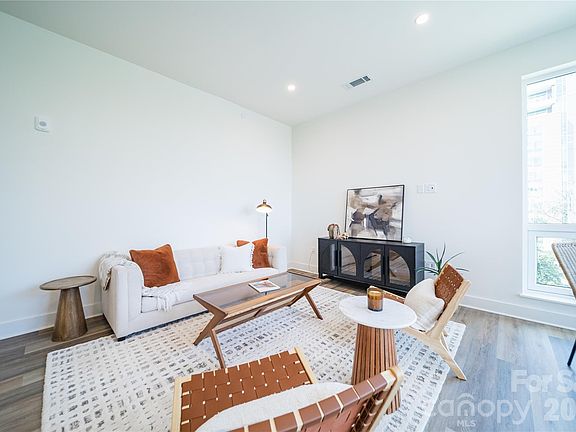 4th image of 123 Haywood St #301