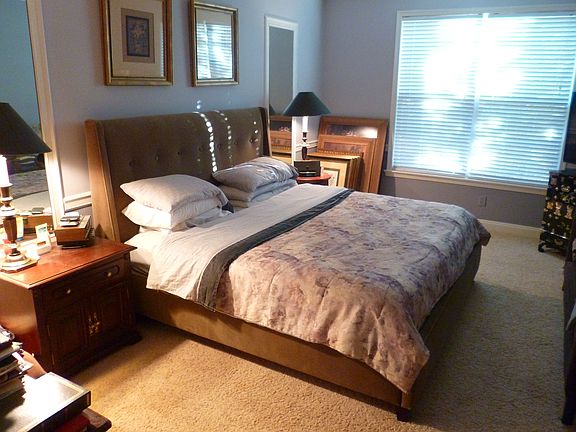 King size master bedroom