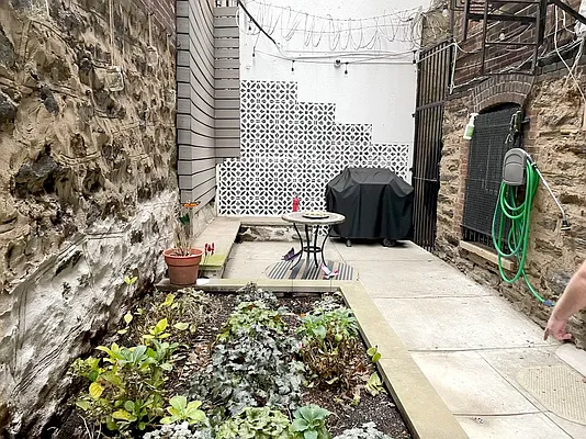 Rented by Argo Residential | media 5