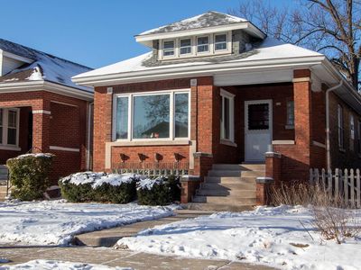 943 N Harvey Ave, Oak Park, IL, 60302