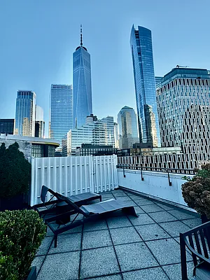 Sold by Compass | media 16