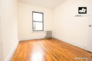 Rented by Jonis Realty