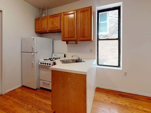 2nd image of 417 E 65th St #21B