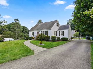 8 Upland Rd, Boylston, MA 01505