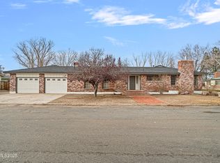 29 N Whitacre St, Yerington, NV 89447