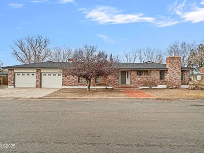 29 N Whitacre St, Yerington, NV, 89447
