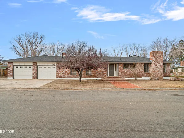 29 N Whitacre St, Yerington, NV 89447
