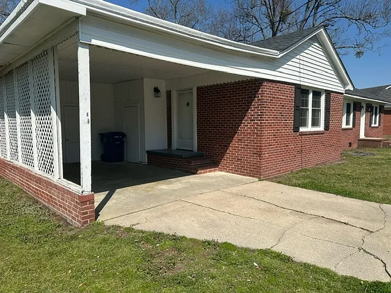 1203 Ruffin Ter — Photo 2