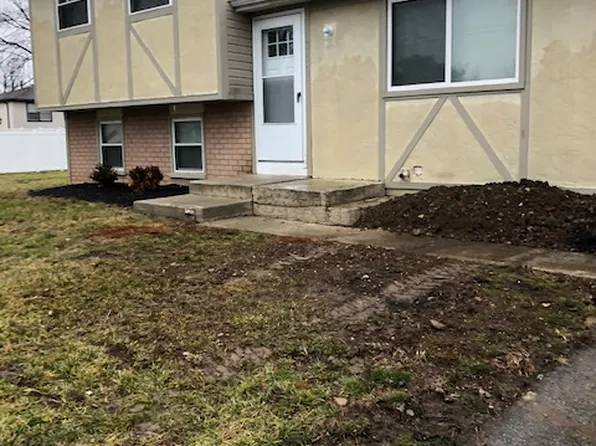 3750 Hendron Rd, Groveport, OH 43125