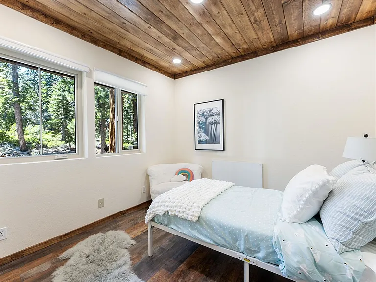 215 Carnelian Bay Rd — Photo 9
