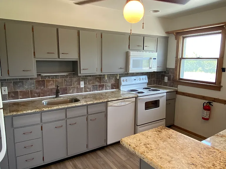 2741 Route 206 — Photo 2