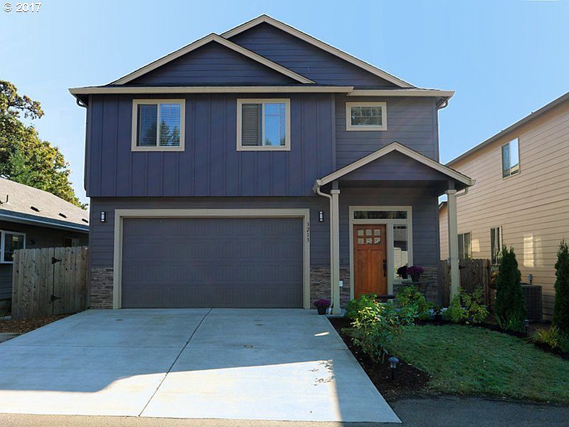 1st image of 3213 NE 91st St