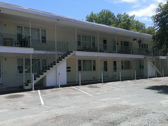 2nd image of 1701 Kingston Ave APT 5